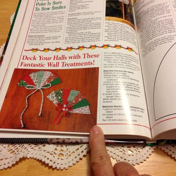 Country Woman Christmas Crafts and Cookbook 2001 - Picture 7 of 8